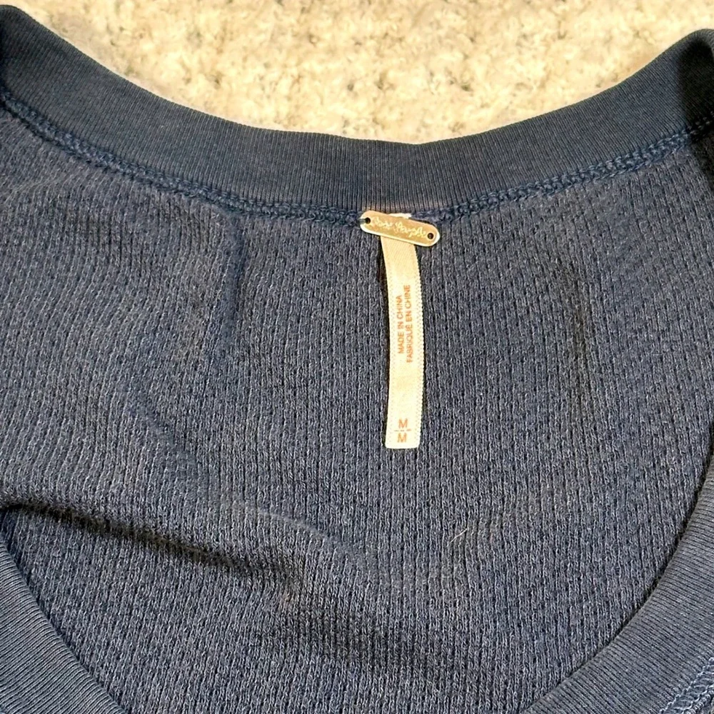 Free People Navy Waffle Knit Thermal Top Lace Cuff Boho Scoop Neck Blue Medium
